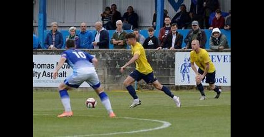 Matlock Town vs Spalding United4